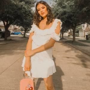 Meet your Posher, Lizzy